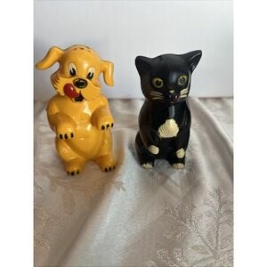 Vintage Yellow Plastic Dog Salt Shaker Black White Cat Pepper F&F Mold Die Works